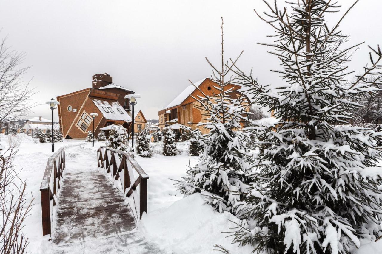 Отель Загородный Клуб Лачи Лужки Экстерьер фото